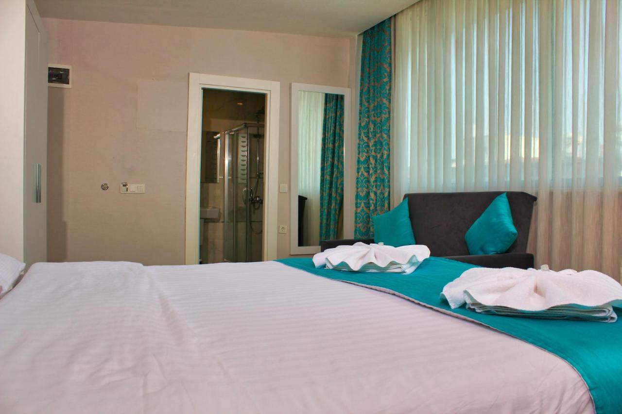 Berrak Su Hotel Antalia Esterno foto