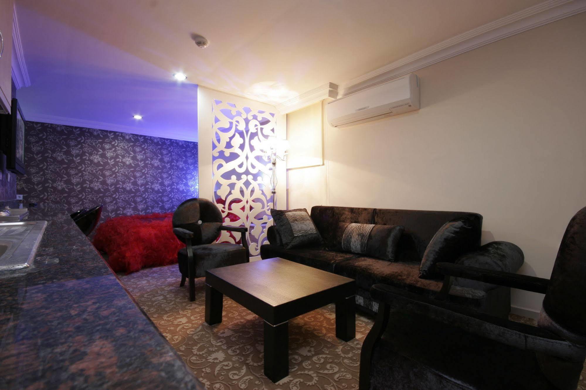 Berrak Su Hotel Antalia Esterno foto
